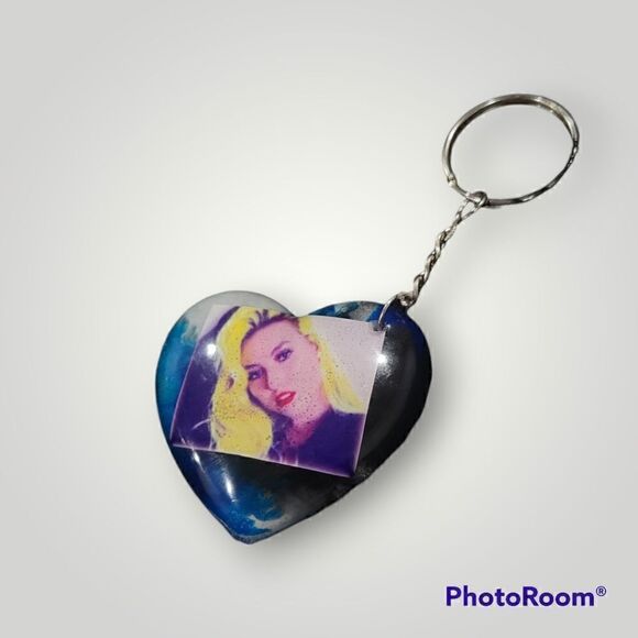 KINGS Blue Ink Heart Keychain (Z170) - Picture 4 of 8